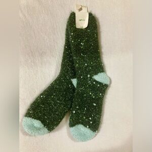 Aerie Fuzzy Thick Cozy Warm Green Confetti Crew Boot Socks Onesize